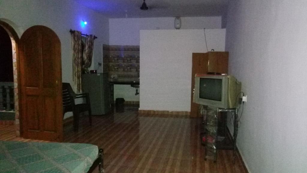 Geeta Guest House Calangute Bagian luar foto