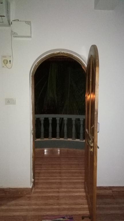 Geeta Guest House Calangute Bagian luar foto